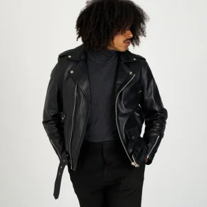 Cazadora biker de cuero negro con cinturón